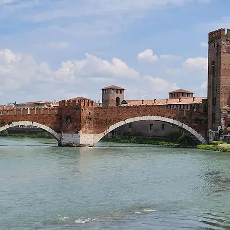 Queen Luxury Apartment Verona